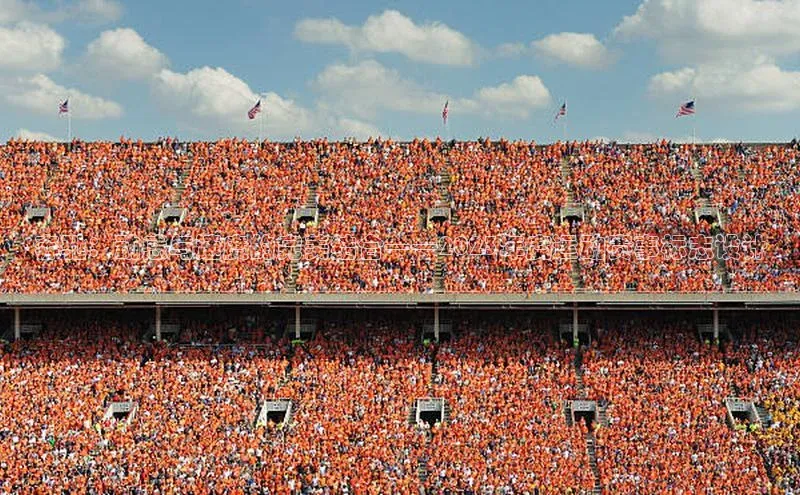 奔驰：动感与速度的完美结合——2023年度运动赛事标志设计